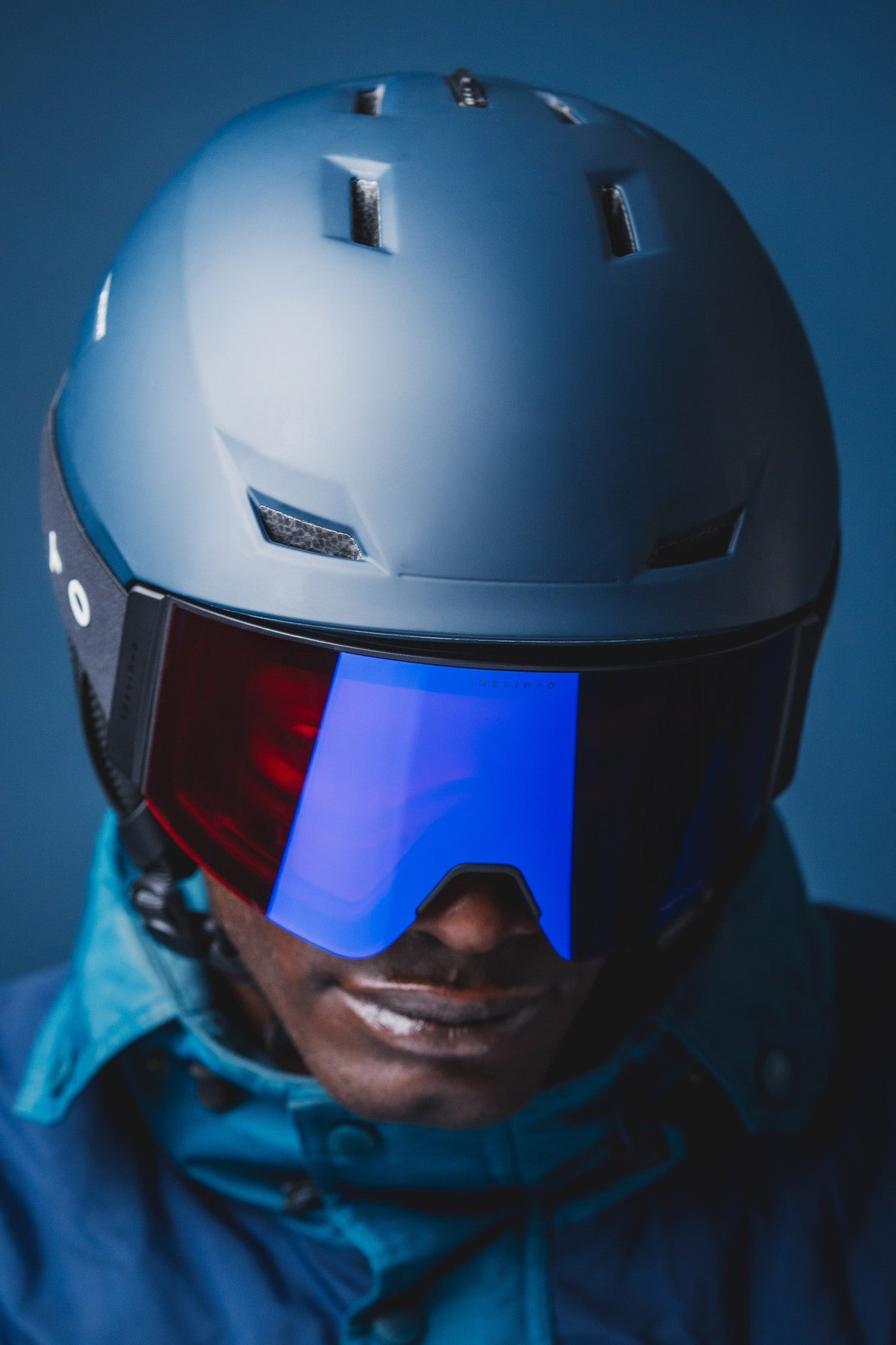 Travis Black Lente Rosado RevoBlue