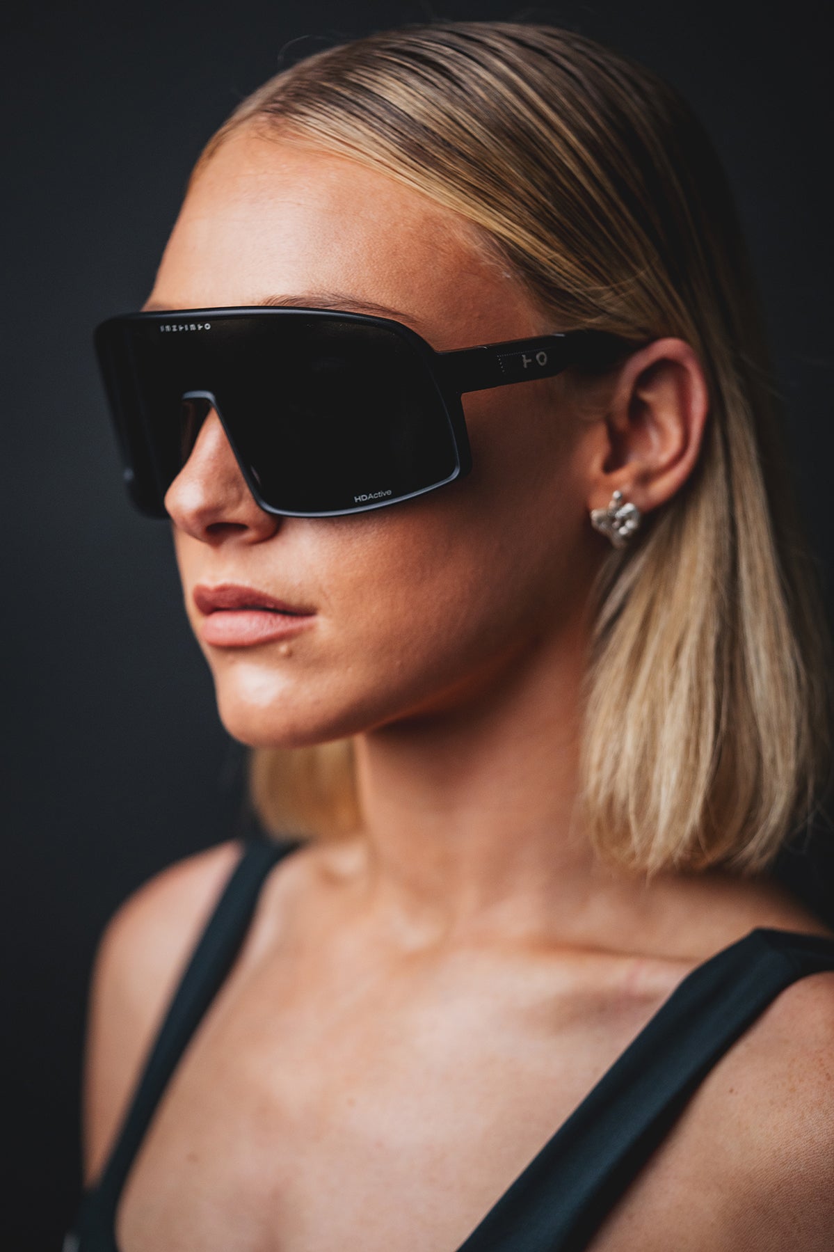 Sam Black / Lente gris